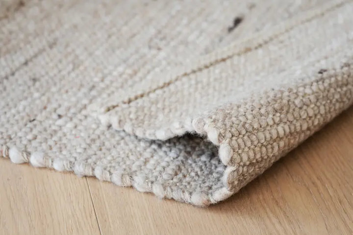 Donegal Matta Ljusbeige