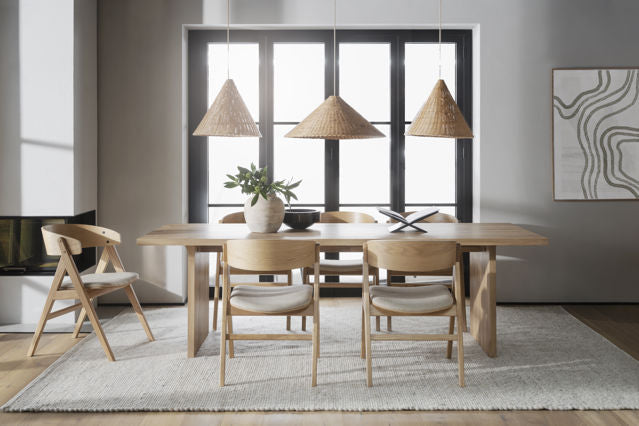Emmett matbord 240 ek