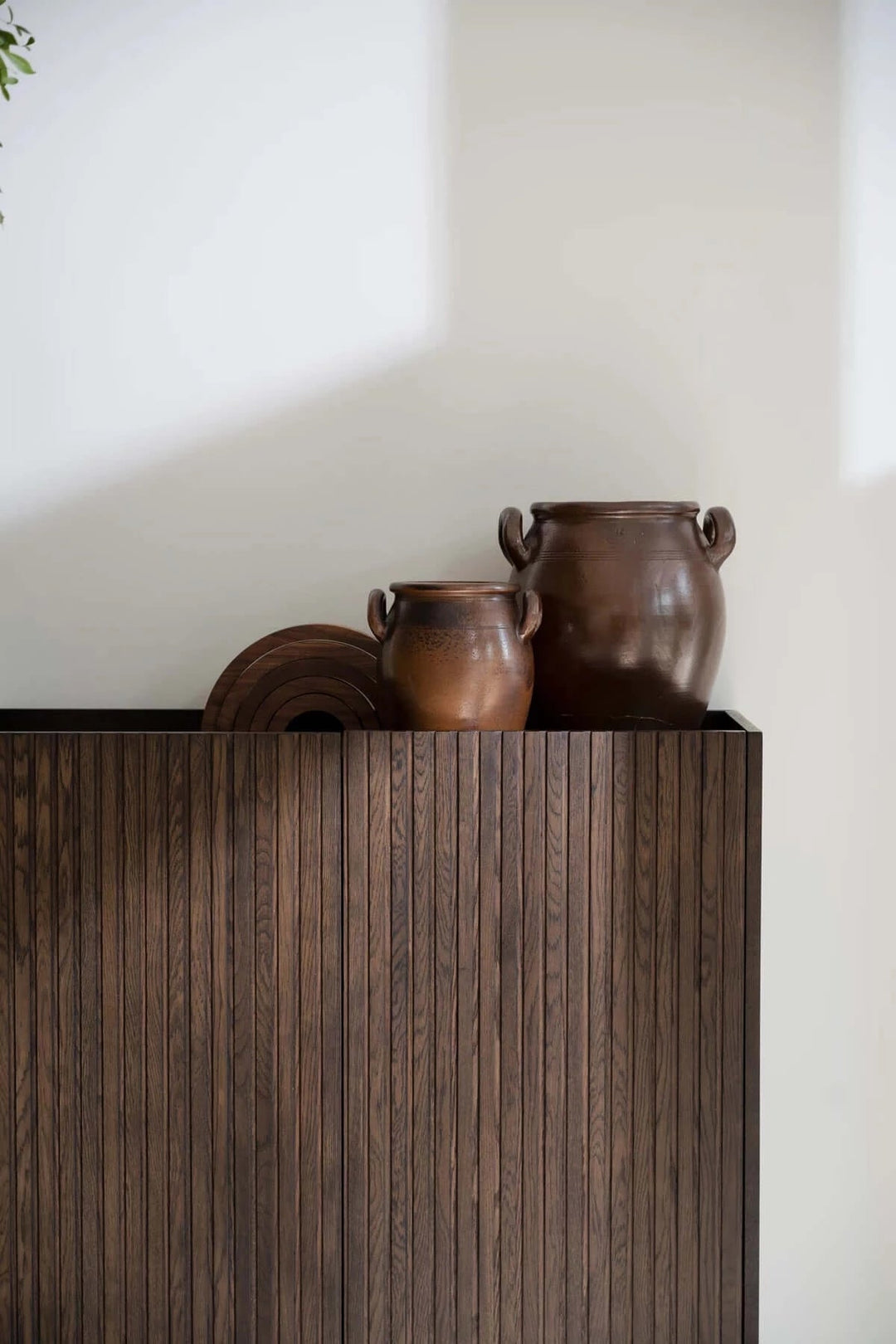 HALIFAX SKÅP BRUN/SVART - Möbelhuset