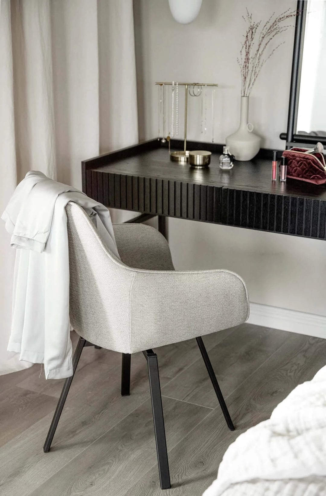 HALIFAX SKRIVBORD SVART - Möbelhuset