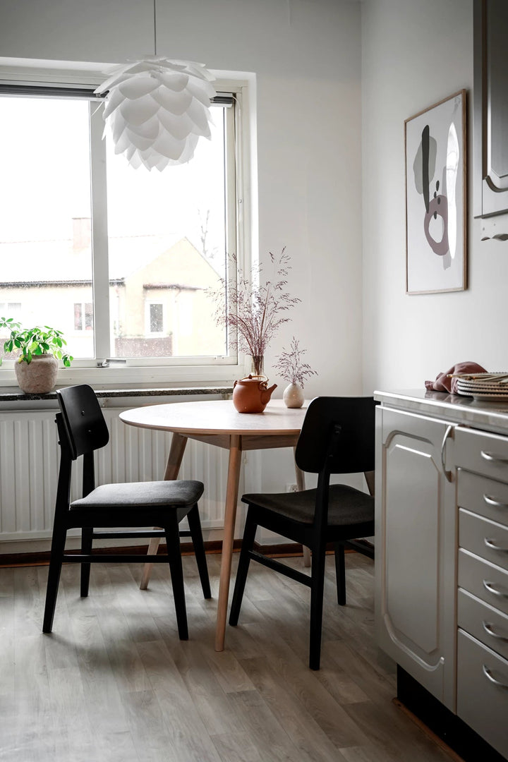 YUMI MATBORD RUND VITPIGMENTERAD - Möbelhuset