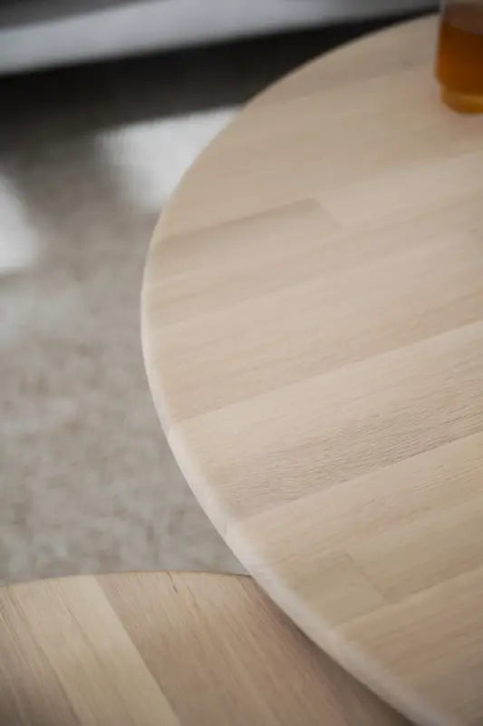 128011 b mb Tompkins coffee table square whitewash oak, 02.