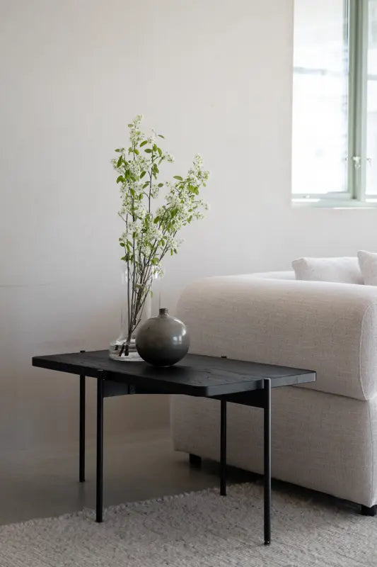 120390 b mb Shelton coffee table black 02.