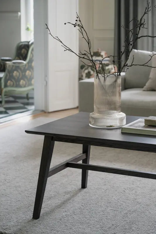 113715 b mb Filippa coffee table brown 01.