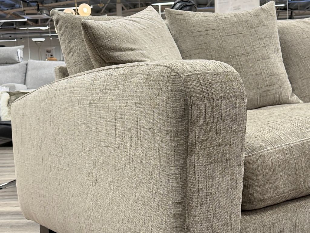 Delight Soffa Svängd