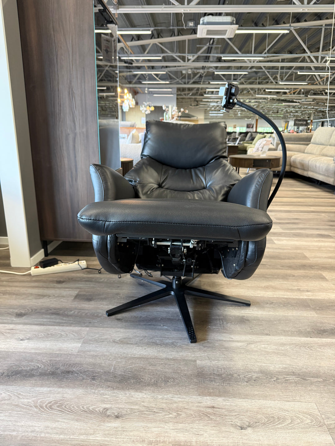 Paris reclinerfåtölj med mobilhållare