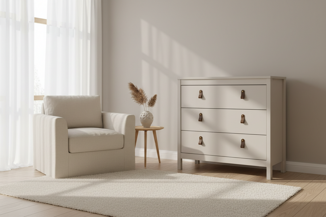 Madrid byrå 3-lådor i greige färg i minimalistisk skandinavisk miljö