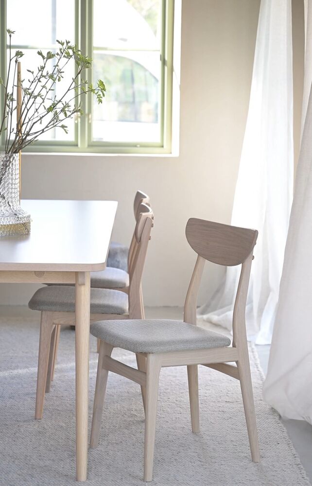 Rodham stol vitpigment ek/grå-beige